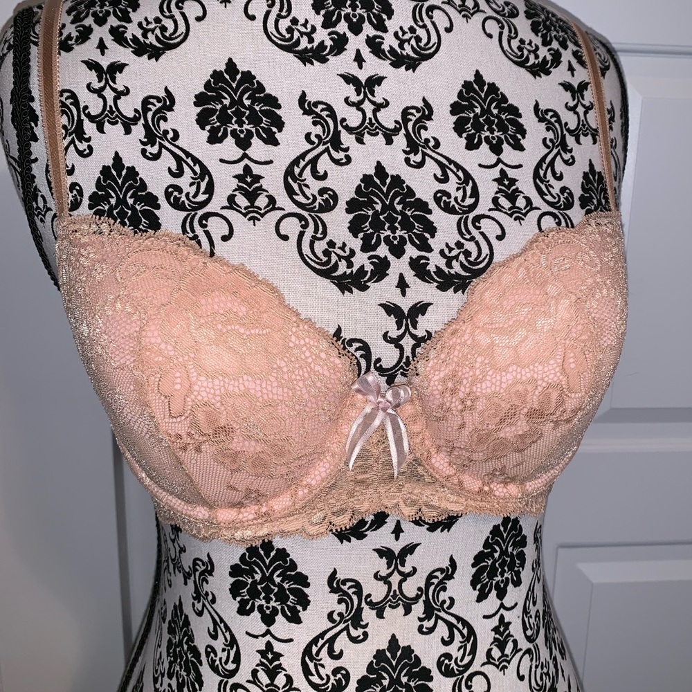 Victoria’s Secret 34C Nude Lace Over Pink Bra
